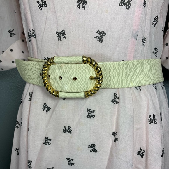Retro Babe, VINTAGE belt!! - Picture 3 of 10